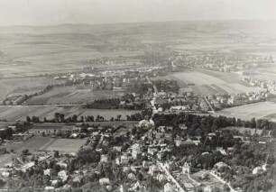 Dresden. Zschachwitz, Niedersedlitz und Lockwitz. Luftbild : Dresden. Zschachwitz, Niedersedlitz und Lockwitz gegen die Osterzgebirgsabdachung. Luftbild-Schrägaufnahme von Nordosten