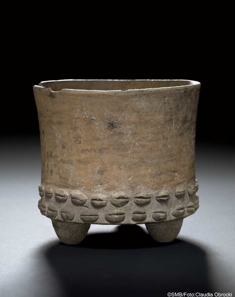 Clay vessel