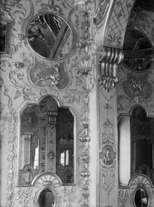 Innendekoration des Schlafgemaches im Paradeappartement Herzog Eberhard Ludwigs