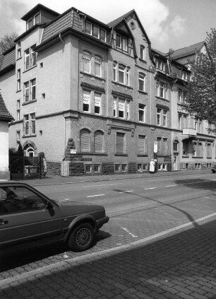 Hanau, Vor der Kinzigbrücke 11