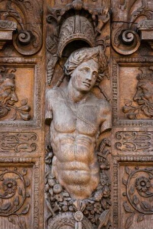 Frankreich. Bourgogne. Cote d Or. Dijon. Palais de Justice. 16 bis 17 Jahrhundert. Geschnitzte Holztür von Sambin