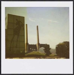 Blick vom Hotel Ritz-Carlton auf das Volkswagenwerk in Wolfsburg