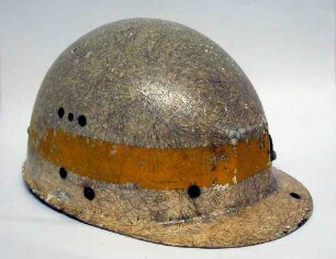 Schutzhelm DDR