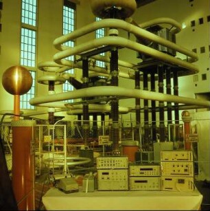 VEB Transformatoren- und Röntgenwerk Hermann Matern Dresden