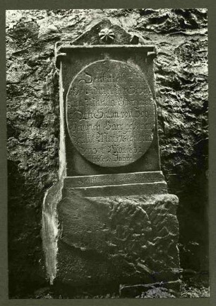 Friedhof. Grabstein, 1832