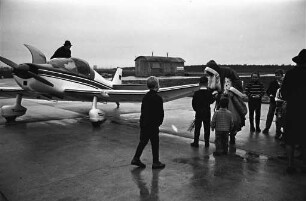 Nikolausbescherung für Kinder von Mitgliedern des Flugsportvereins Karlsruhe