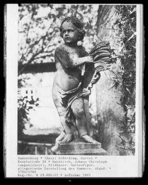 Gartenfigur, allegorische Darstellung des Sommers. Abguß.