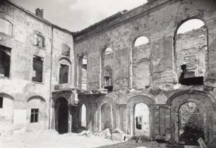 Dresden-Altstadt, Tzschirnerplatz 3. Ruine des Kurländer Palais. Festsaalflügel vom Gartenhof