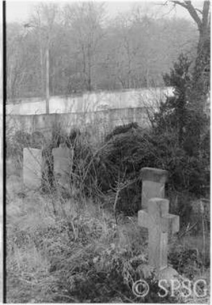 Mauerfall, Potsdam, Klein Glienicke, Grenzanlage, Friedhof und Mauer.