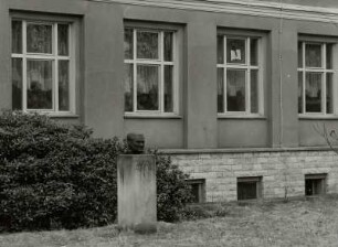 Gedenkstein für Max Seydewitz