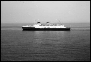 Puttgarden: das dänische Fährschiff, Dronning Ingrid