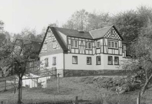 Bad Brambach Raun, Wohnhaus : Bad Brambach Raun. Bauernhof. lohnweg 25 (um1800). Wohnstallhaus. Straßenansicht