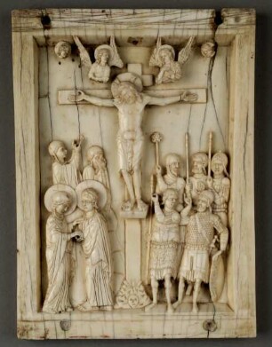 Mittelteil eines Klappaltares (Triptychon) mit der Kreuzigung Christi