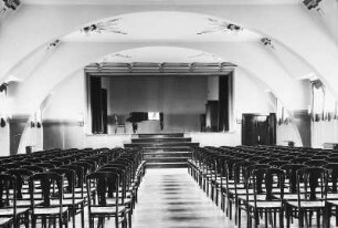 Coswig. Kreispflegeheim Wettinstift (1913, 1919-um 1935; E. Pönisch). Festsaal mit Bühne