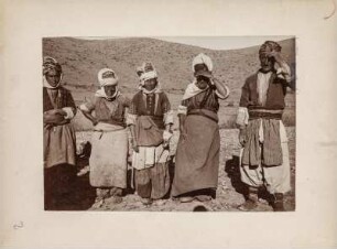 Halbnomaden : Halbnomadisch lebende Angehörige der Kurden im Plateauvorland des Algdar-Gebirges (Antitaurus).