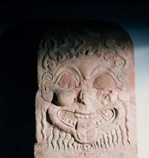 Korfu. Archäologisches Museum. Gorgo Medusa, Terrakotta-Antefix vom Heraion, um 610 v. Chr.
