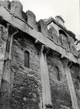 Reste des Diana-Tempels im Dom