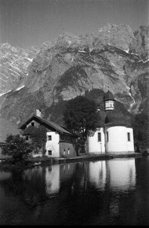 Königsee: der Königsee, St. Bartolomä mit Watzmann, nahe
