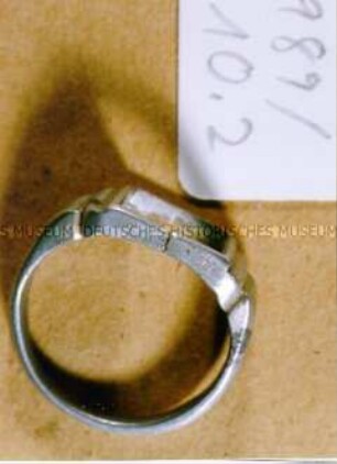 Fingerring