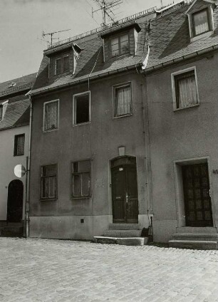 Glauchau, Theaterstraße 42, Wohnhaus, Straßenansicht