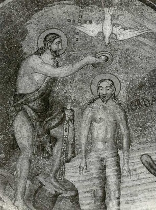 Mosaik der Taufe Christi im Dom von Ravenna
