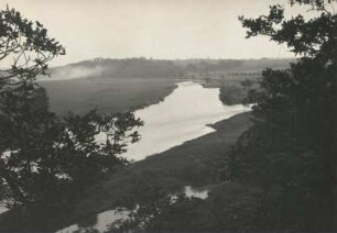 Grimmaer Land. Zusammenfluss der Mulden bei Sermuth. Blick vom Hochufer bei Kötteritzsch von Nordwesten über den einmündenden Leitenbach auf Collmen