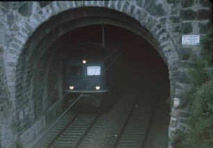 Badische Schwarzwaldbahn Niederwasser Lok 110 196 Portal Eisenbergtunnel