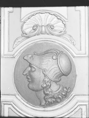 Potsdam, Neues Palais, 1. Obergeschoß, Obere Galerie, R.: 241, Tondo des rechten Flügels der westlichen Tür an der Nordwand.