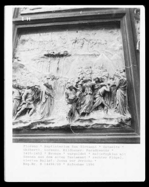 Paradiestür — Reliefzyklus mit Szenen aus dem alten Testament — rechter Flügel, viertes Relief: Josua vor Jericho