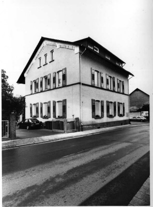 Ehemaliges Pfarrhaus; Hüttenberg, Rheinfelser Straße 79A