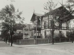 Dresden, Küntzelmannstraße 7. Villa (um 1900). Eckansicht (Ludwigstraße)
