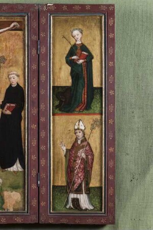 Flügelaltar mit der Kreuzigung Christi und sechs Stiftern — Margareta von Antiochien und ein heiliger Bischof