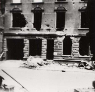 Zerstörungen Zweiter Weltkrieg - Stadtgebiet. Konsum-Geschäft, Winterstraße