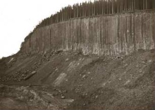 Erzgebirge. Scheibenberg, die "Orgelpfeifen" (Basaltsäulen) am Scheibenberg