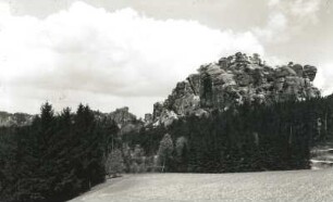 Sächsische Schweiz. Gamrig (253 m) östlich von Rathen