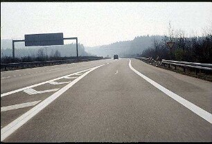 Ausfahrt aus Nebenfahrbahn (Stuttgart Richtung Singen)
