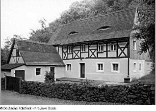 Klipphausen-Scharfenberg (ehem. Reppina Nr. 6). Ehem. Bergmannshaus (A. 17. Jh.)