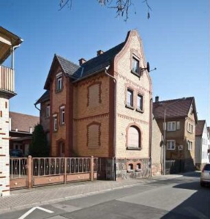 Buseck, Großen-Busecker Straße 4