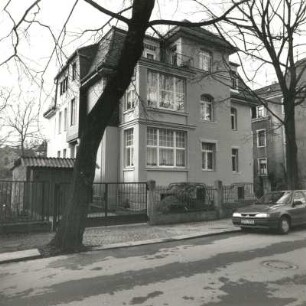 Dresden-Trachau, Dorothea-Erxleben-Straße 13. Villa (um 1910)
