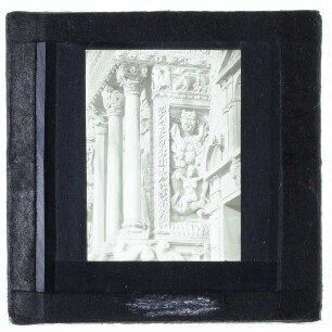 Arles, St. Trophime : Portalzone; Teufel mit Verdammten