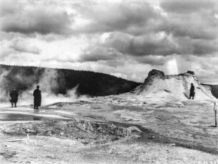 Der Castle-Geysir : Der Kegel des Castle-Geysirs.
