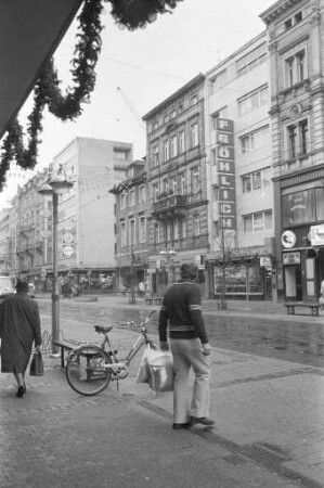 Uhrmacher und Juweliergeschäft Günter Fröhlich Kaiserstraße 119