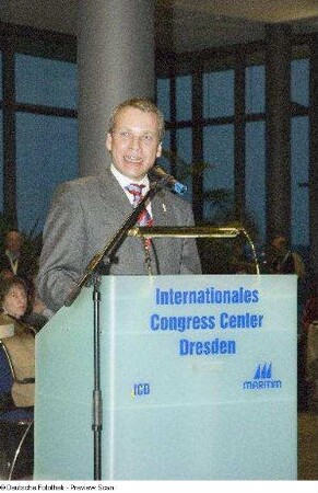 Ingolf Roßberg, Oberbürgermeister der Stadt Dresden, bei der Eröffnung "Get together"