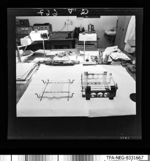 Paf techn. Herstellung, Gestelle, Foto 1983