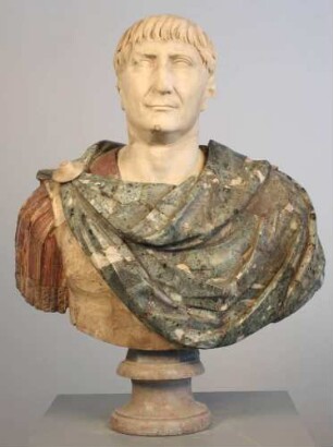 Büste des Trajan