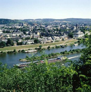 Trier. Mosel und Stadt von Nordwesten