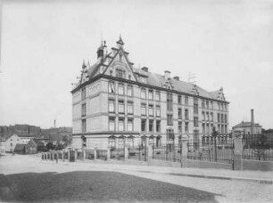 Freiberg, Pfarrgasse 44. Städtische III. Bürgerschule (1903). Hofansicht