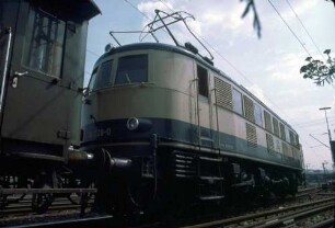 Stuttgart Hbf. Wartegruppe Vorortgleise Lok 118 028
