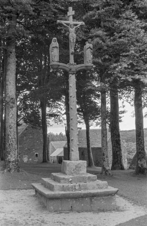 Kalvarienberg-Gruppe, Kreuzigungsgruppe