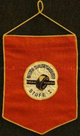 Wimpel des Freien Deutschen Gewerkschaftsbundes (mit drei Textilaufnähern "Pneumant")